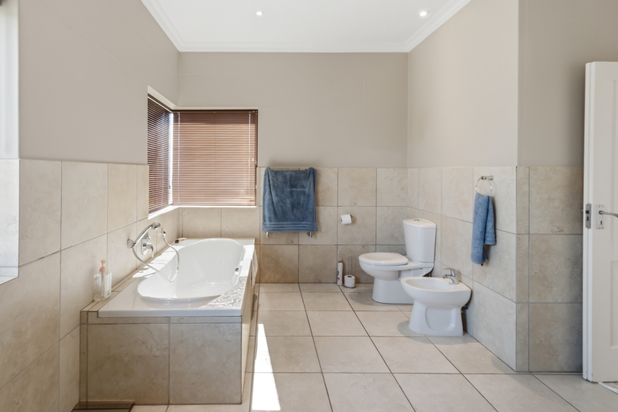 4 Bedroom Property for Sale in Vredenberg Estate Western Cape